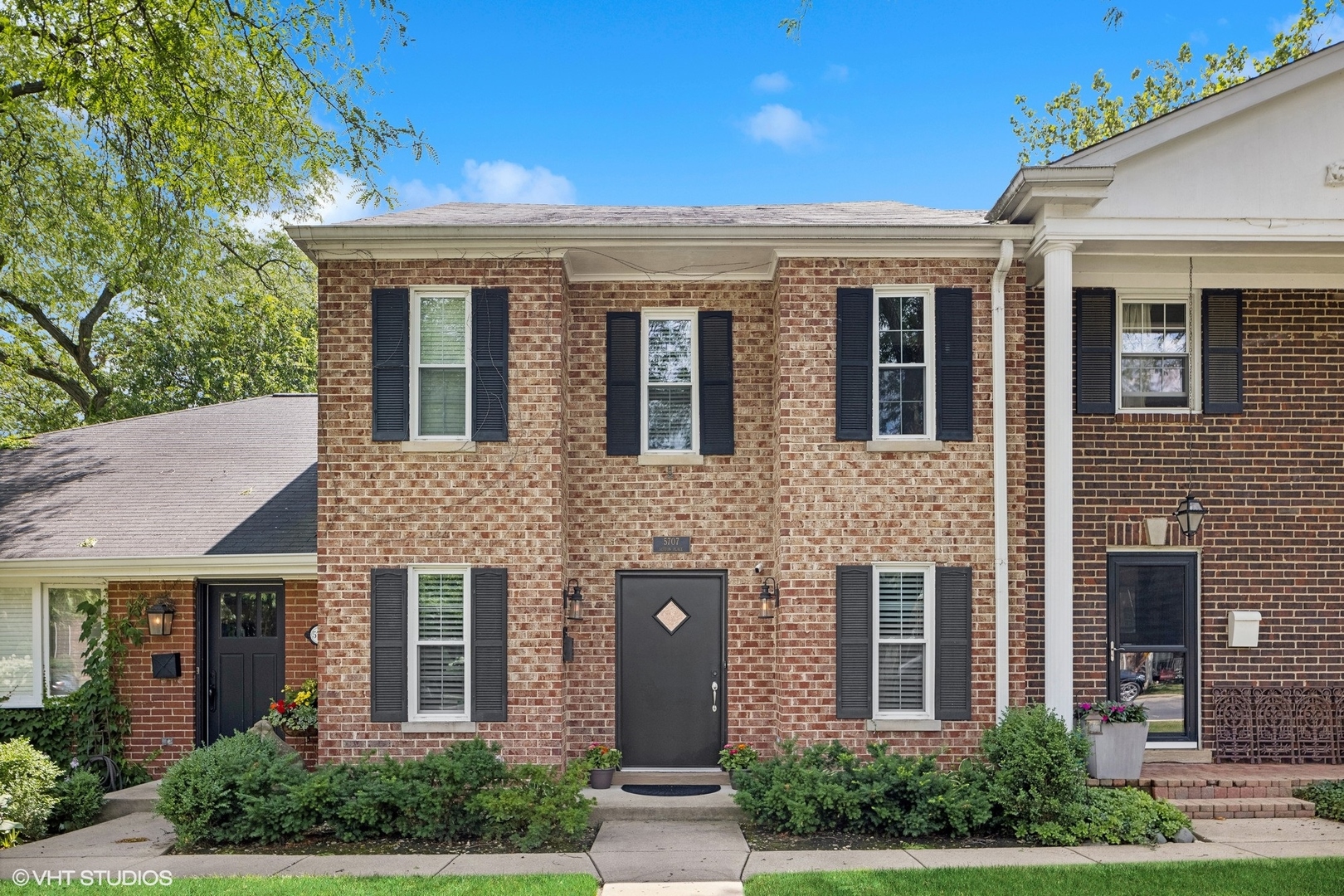 Photo 1 of 23 of 5707 Sutton Place townhome