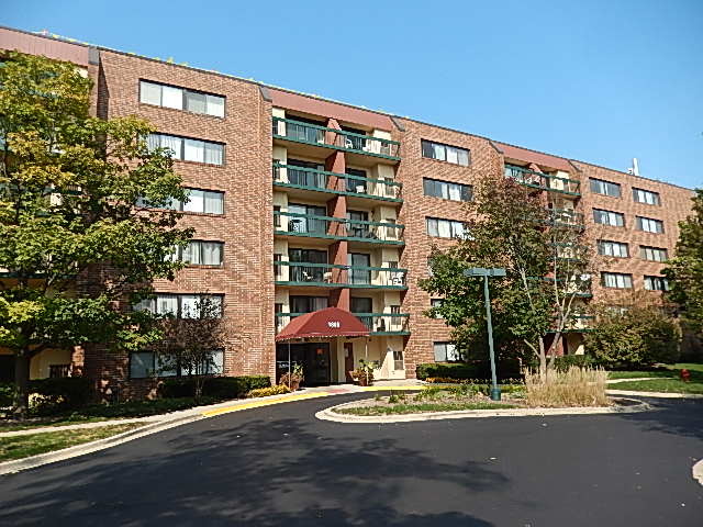 Photo 1 of 13 of 1800 Huntington Boulevard 108 condo