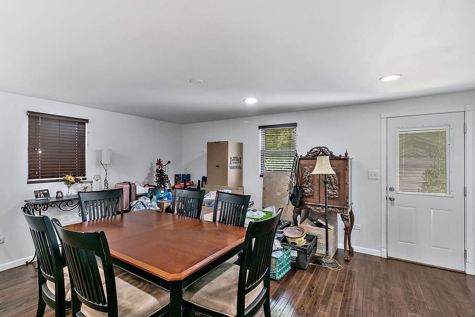 Photo 6 of 12 of 4624 W 89th Street condo