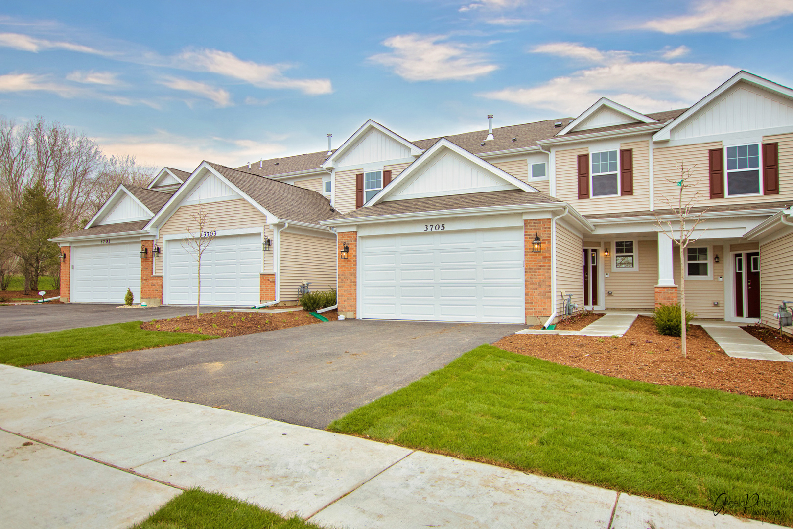 Photo 1 of 33 of 4009 Monica Lane 5 townhome