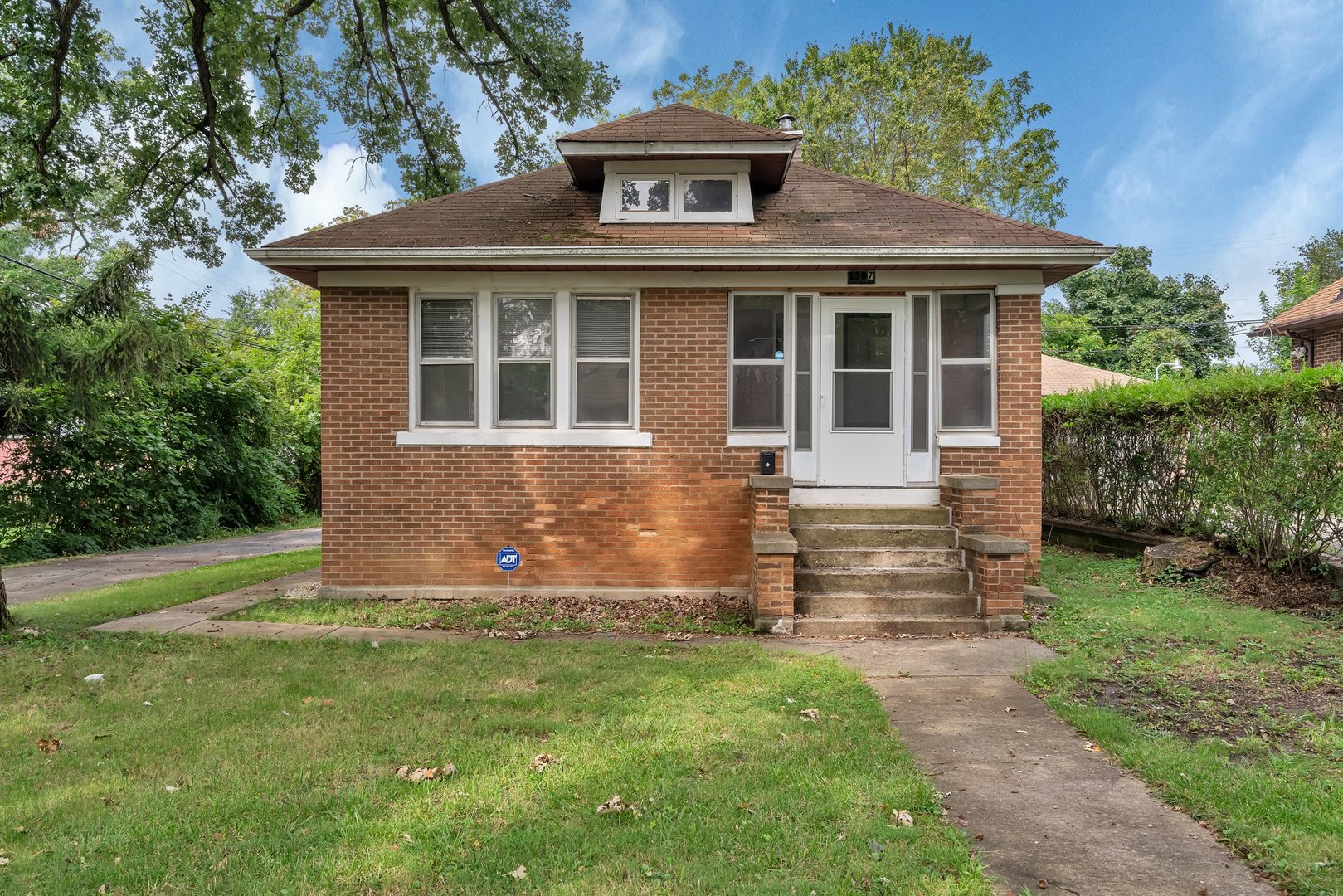 Photo 1 of 25 of 1207 California Avenue house