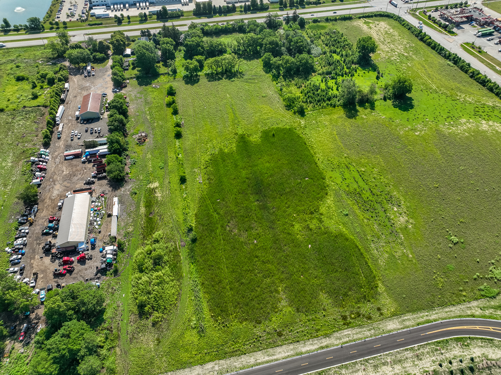 Photo 7 of 9 of 2201 S Chicago Street land