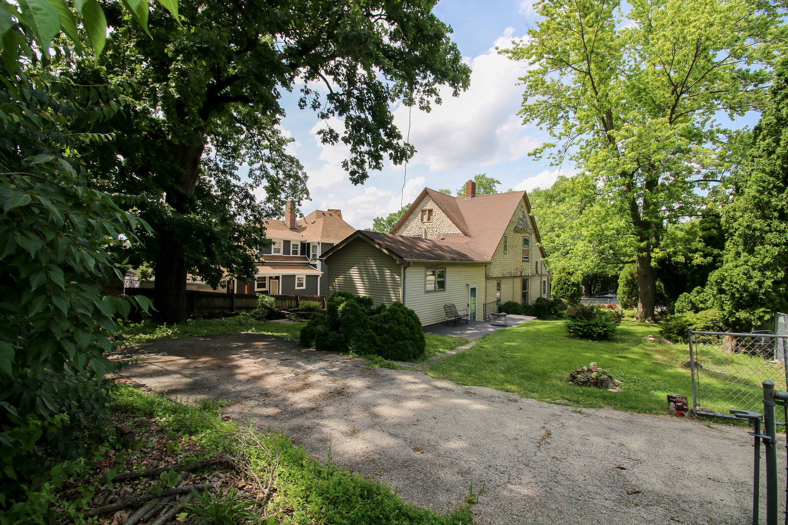 Photo 1 of 39 of 606 4th Avenue house