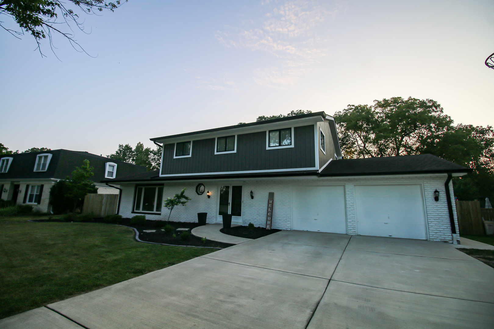 Photo 4 of 49 of 207 Meadow Wood Drive house