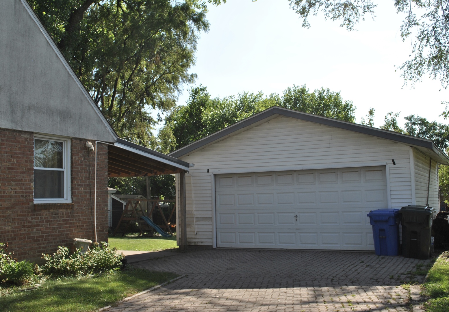 Photo 3 of 20 of 8224 S 85th Avenue house