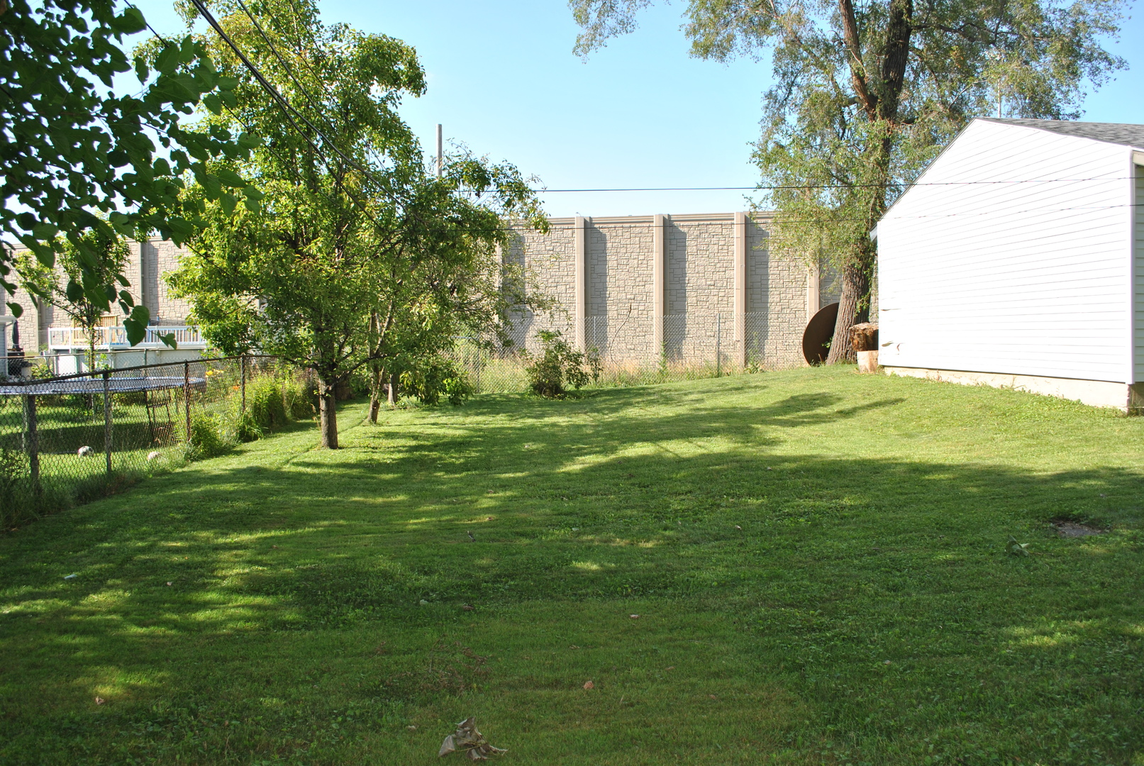 Photo 6 of 20 of 8224 S 85th Avenue house