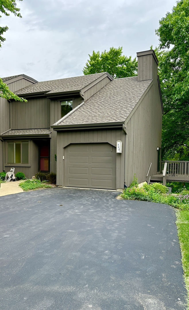 Photo 1 of 37 of 462 Woodview Road townhome