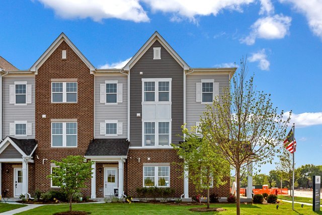 Photo 1 of 1 of 136 Yorktown Court townhome