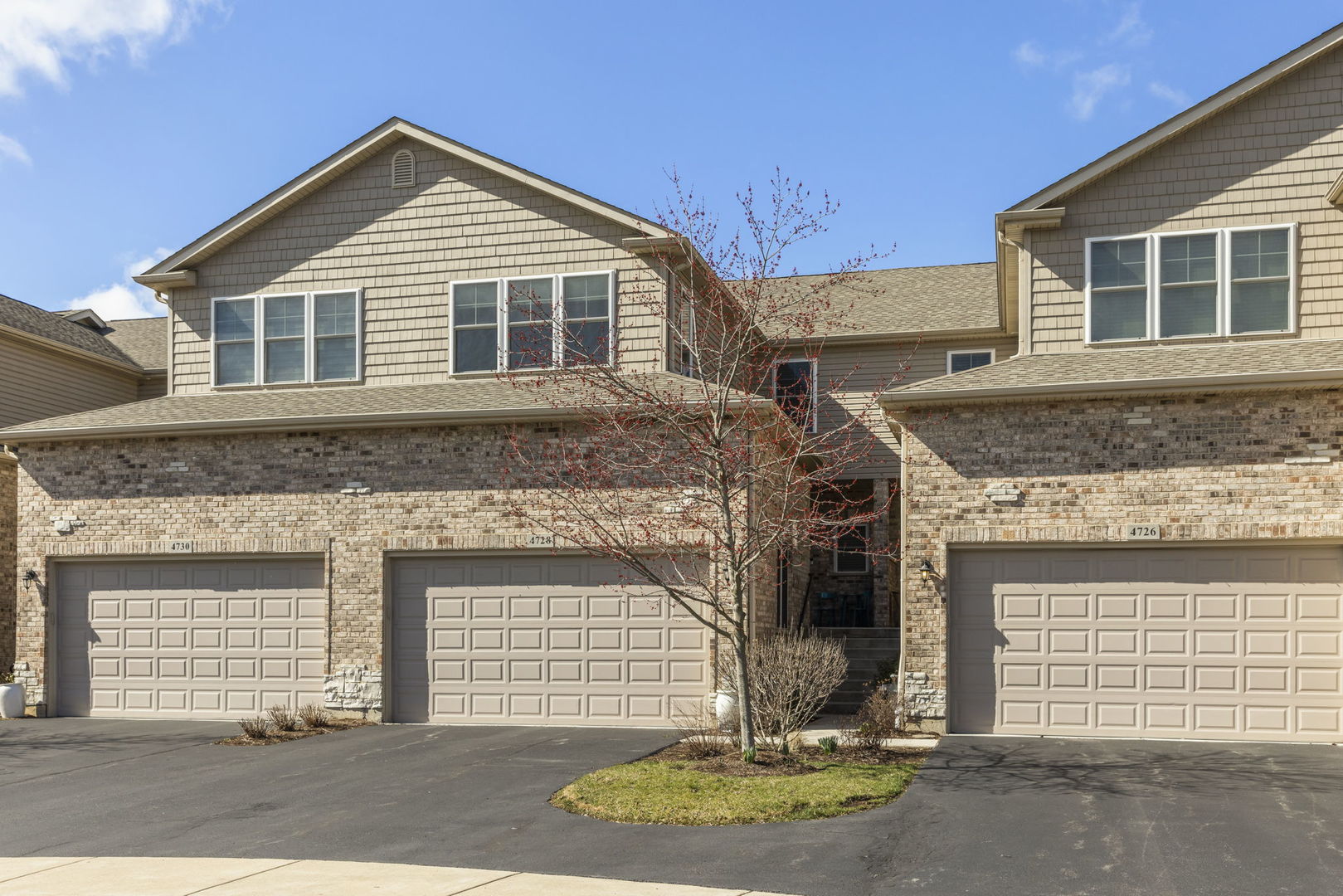 Photo 1 of 45 of 4728 Auvergne Avenue townhome