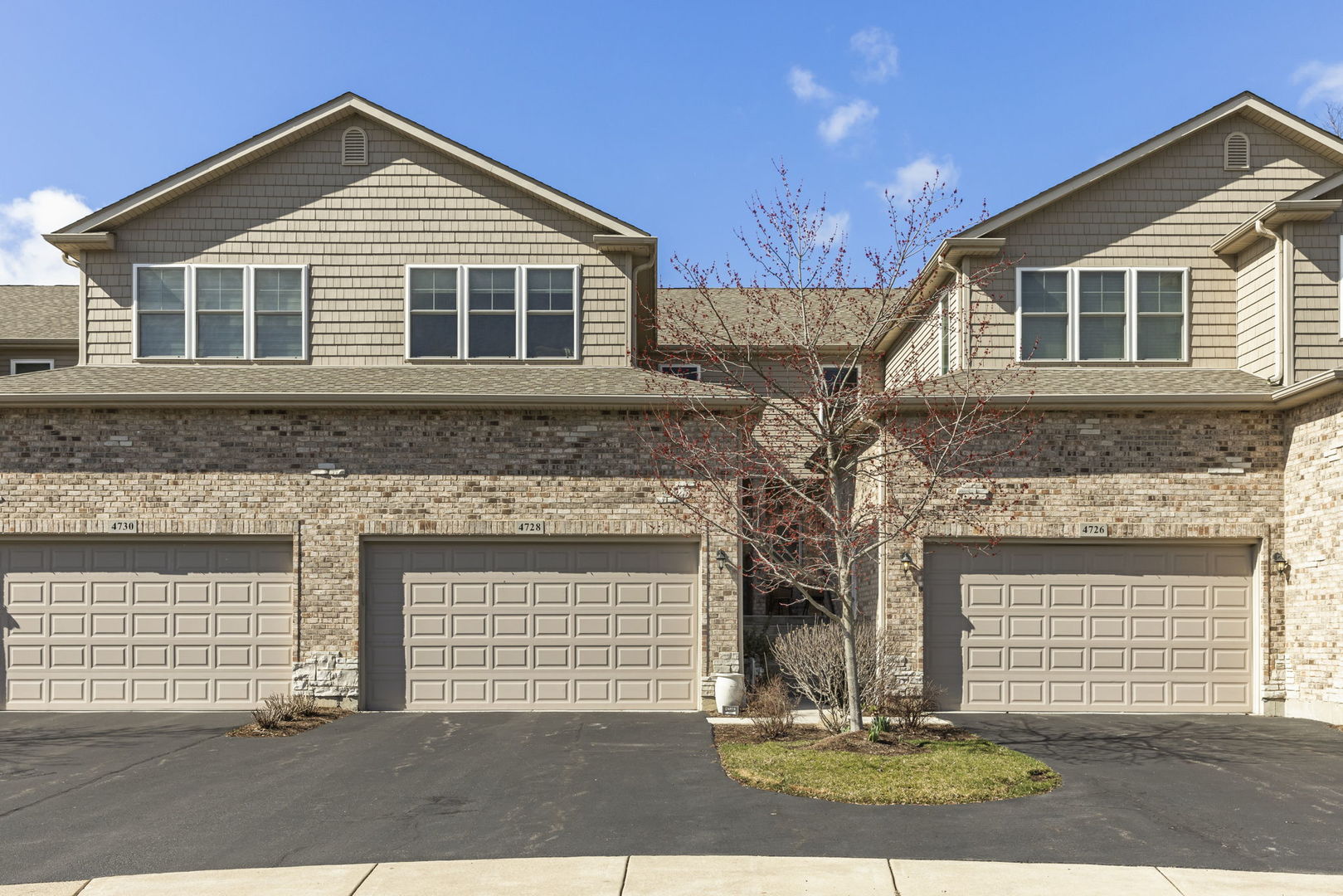 Photo 42 of 45 of 4728 Auvergne Avenue townhome