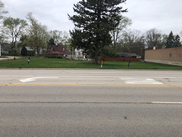 Photo 1 of 3 of 1002 Ogden Avenue land