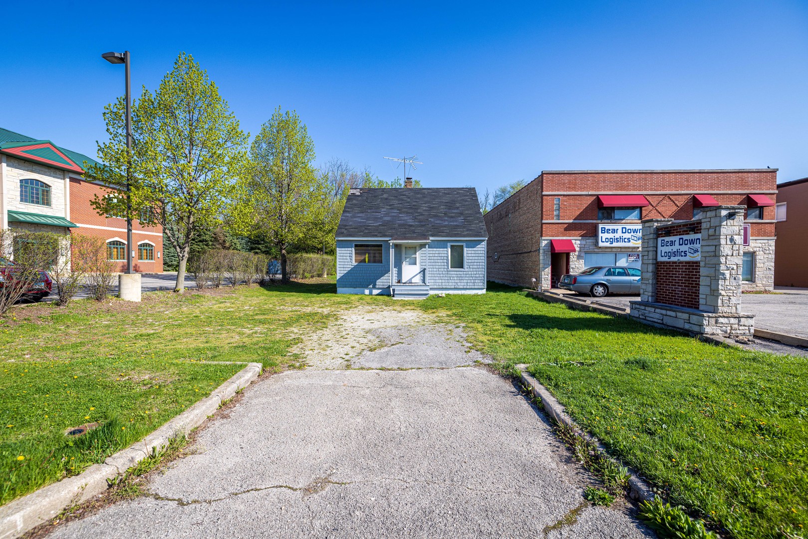 Photo 6 of 7 of 1620 Ogden Avenue land