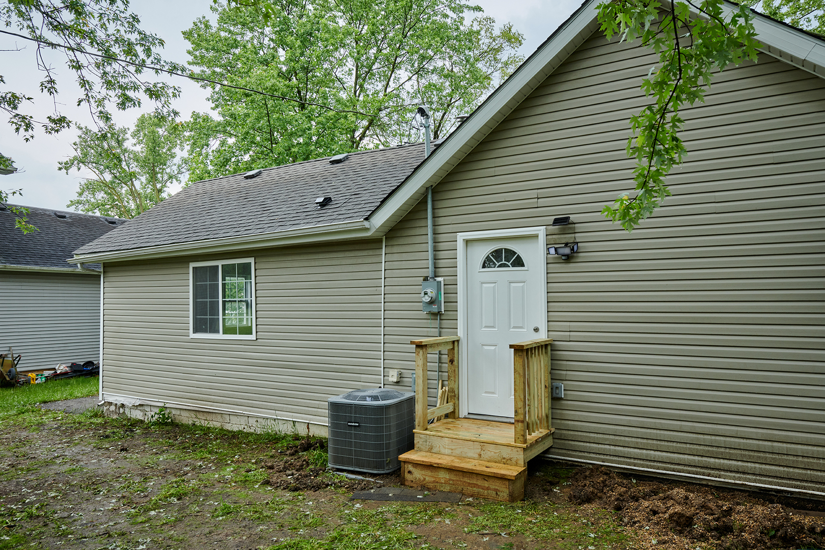 Photo 2 of 48 of 2238 Arthur Avenue house