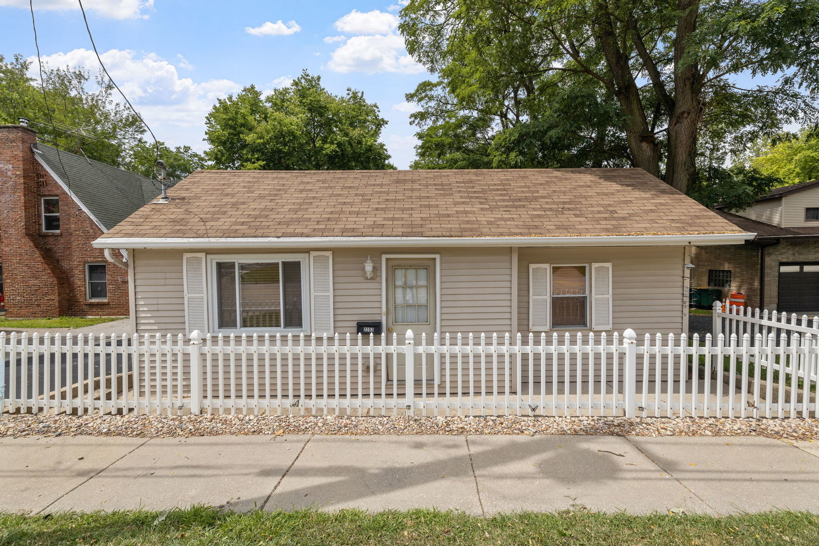 Photo 1 of 17 of 2203 S State Street house