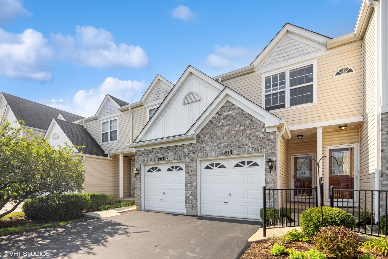 Photo 1 of 19 of 205 ARBORETUM Drive 176 townhome