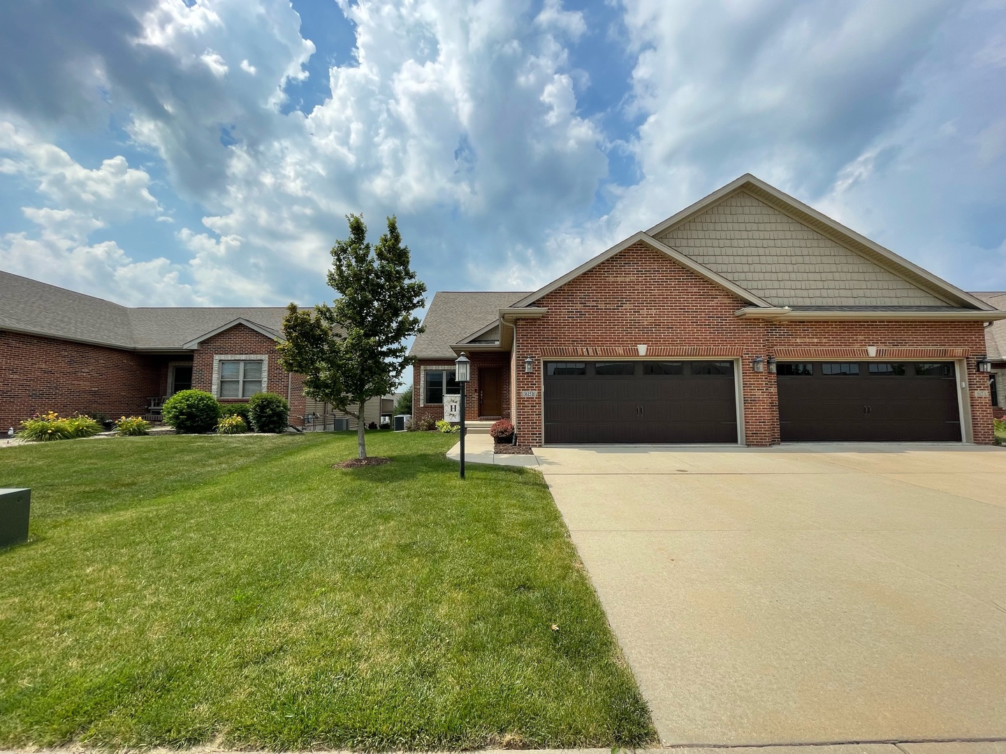 Photo 1 of 46 of 1615 Delane Drive B townhome