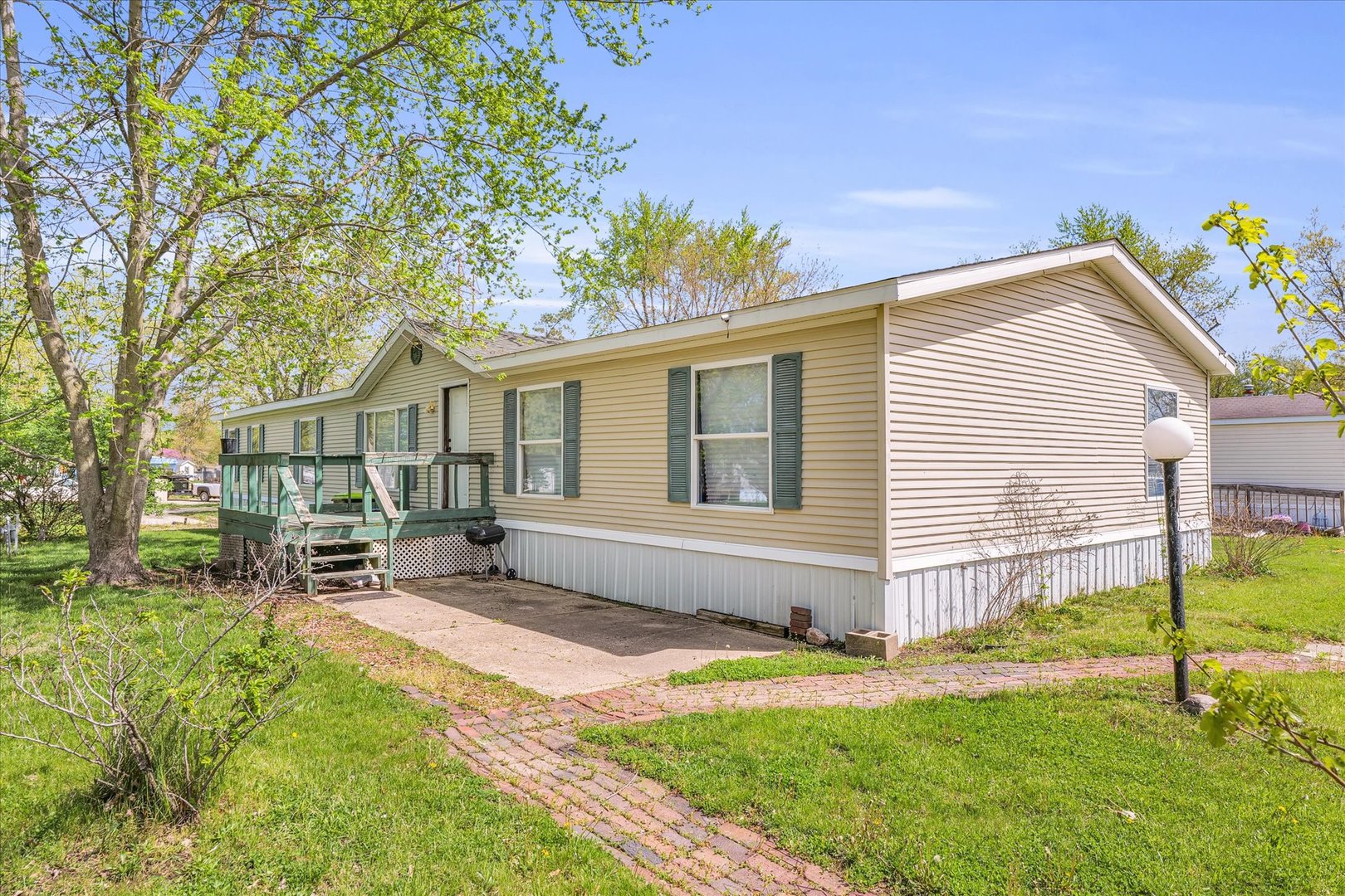 Photo 1 of 29 of 507 Richland Street mobile home