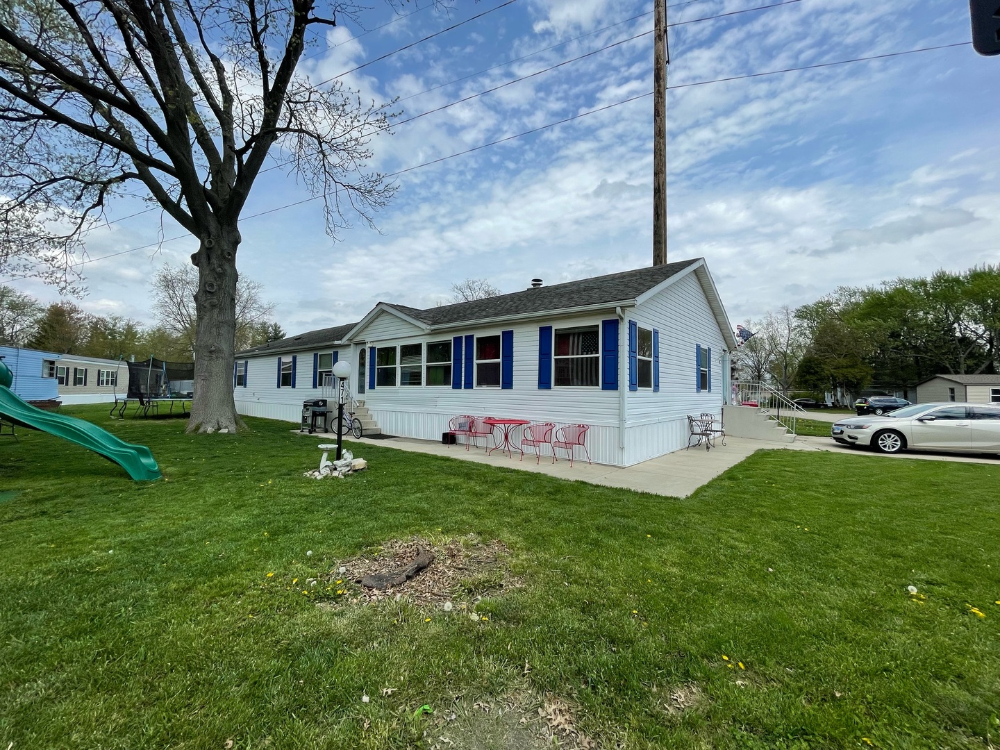 Photo 1 of 34 of 471 Macon Street mobile home