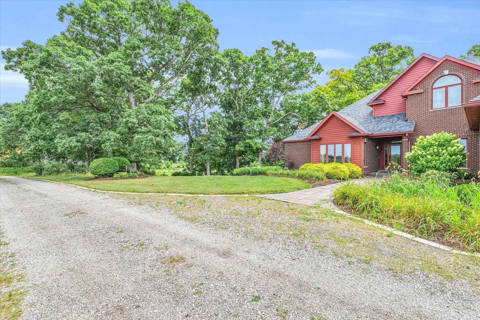 Photo 5 of 76 of 575 B County Road 2550 N house