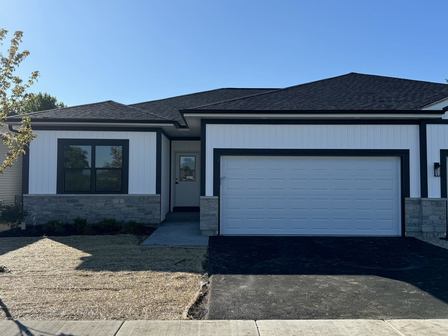 Photo 1 of 13 of 914 Partridge Circle townhome