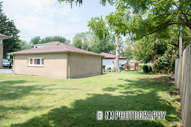 Photo 25 of 25 of 15831 Trumbull Avenue house