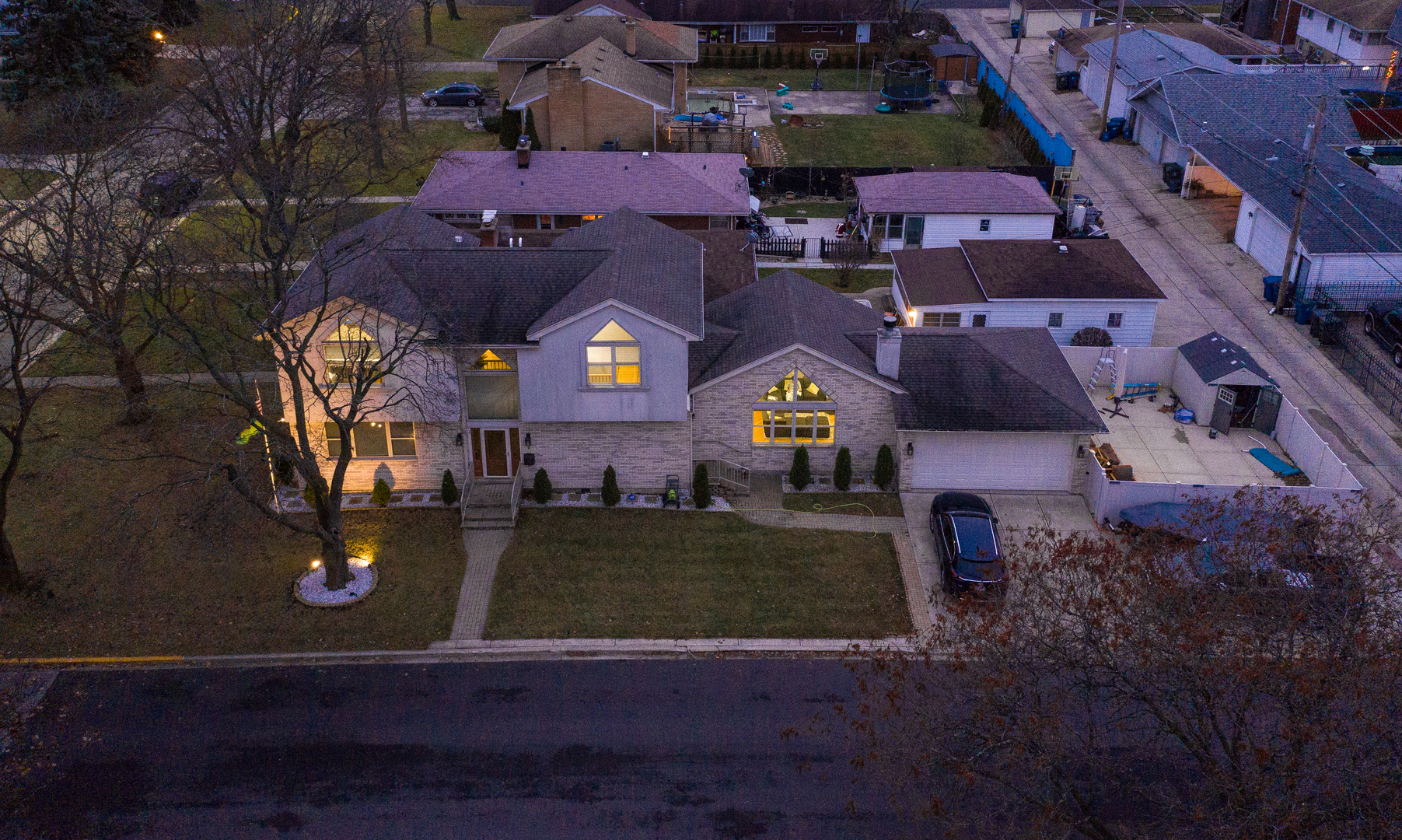 Photo 5 of 35 of 1018 N 10th Avenue house