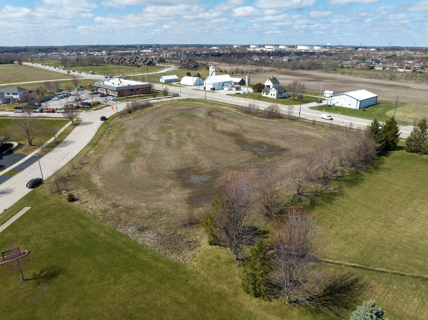 Photo 3 of 12 of 191st Street & Crescent Drive land