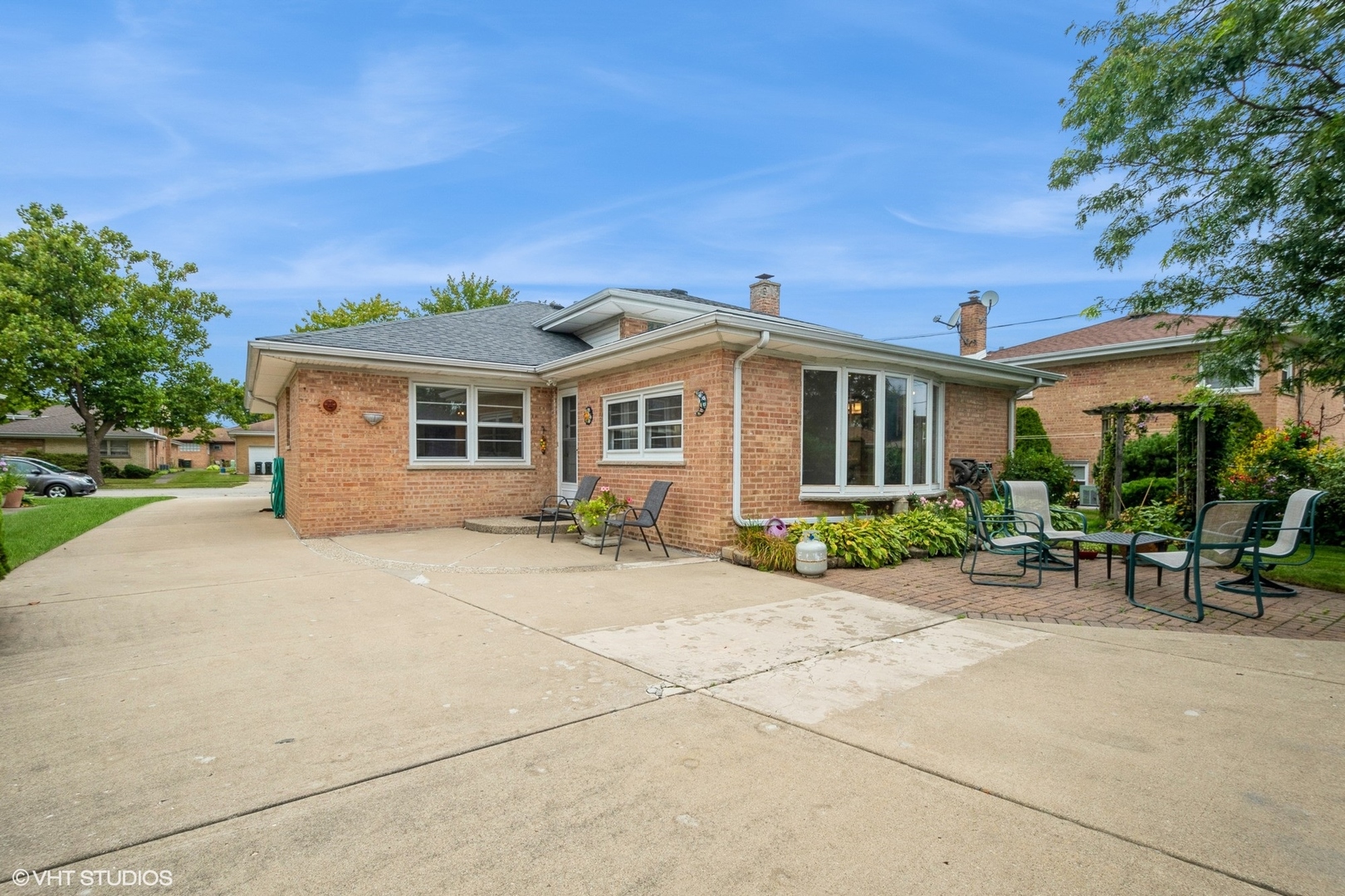 Photo 17 of 21 of 8905 Ottawa Avenue house