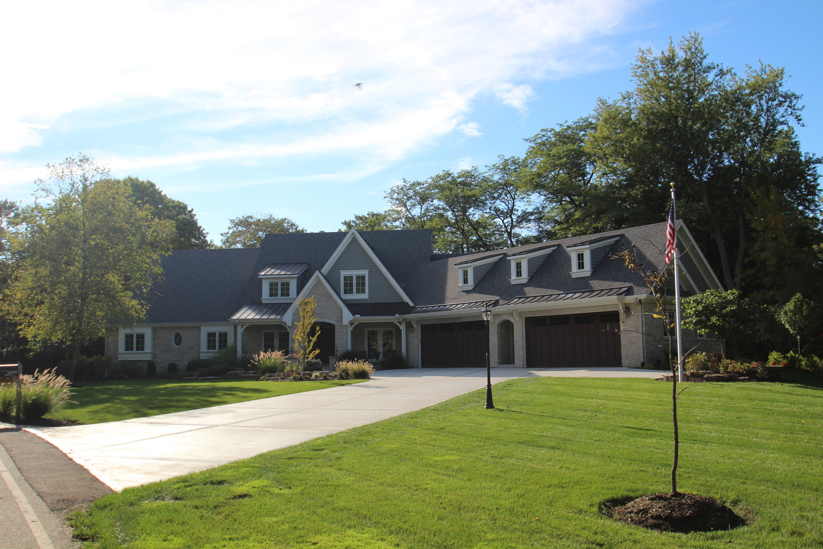 Photo 5 of 46 of 7S410 Arbor Drive house