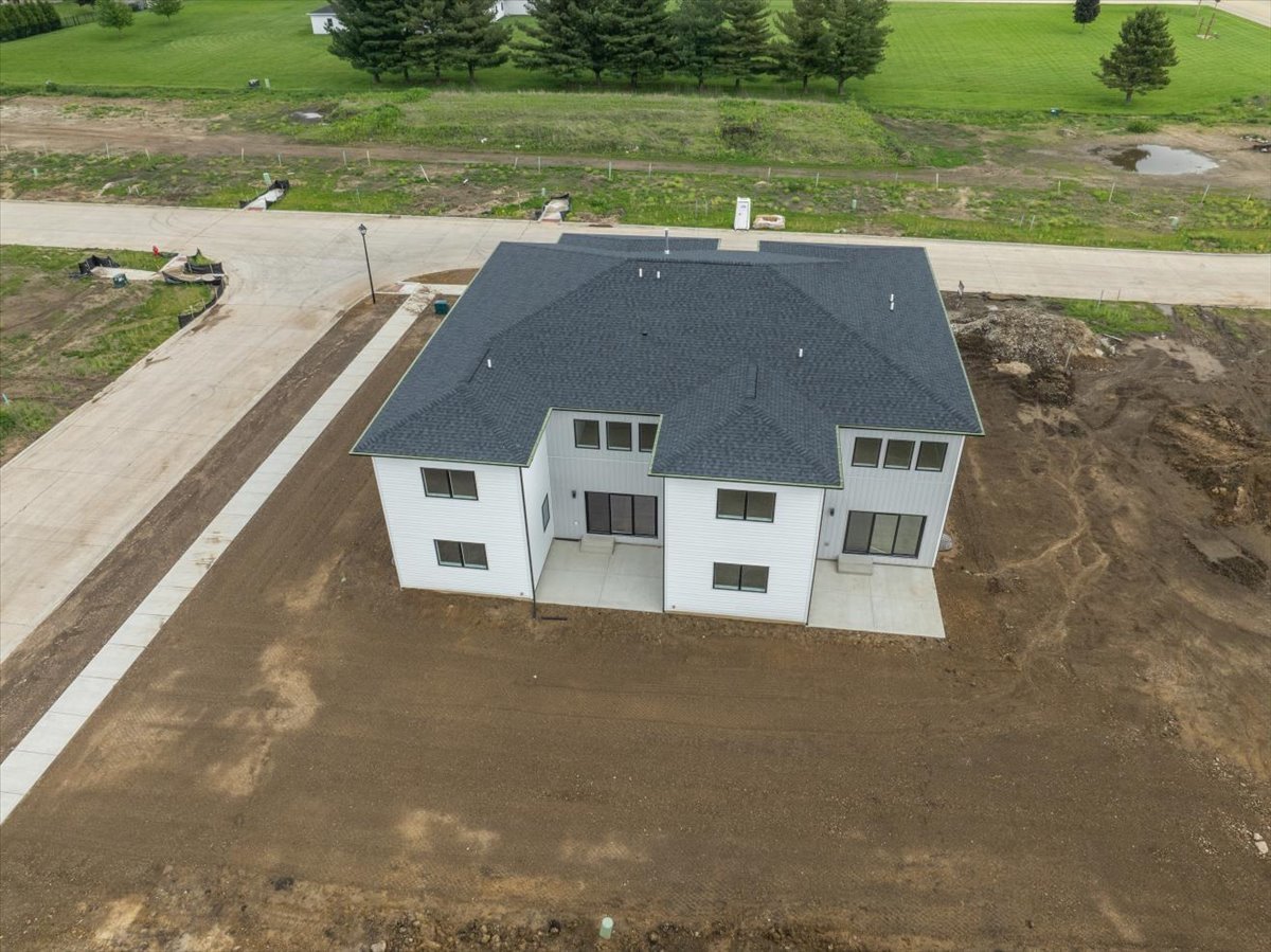 Photo 61 of 64 of 385 Larkspur Lane townhome