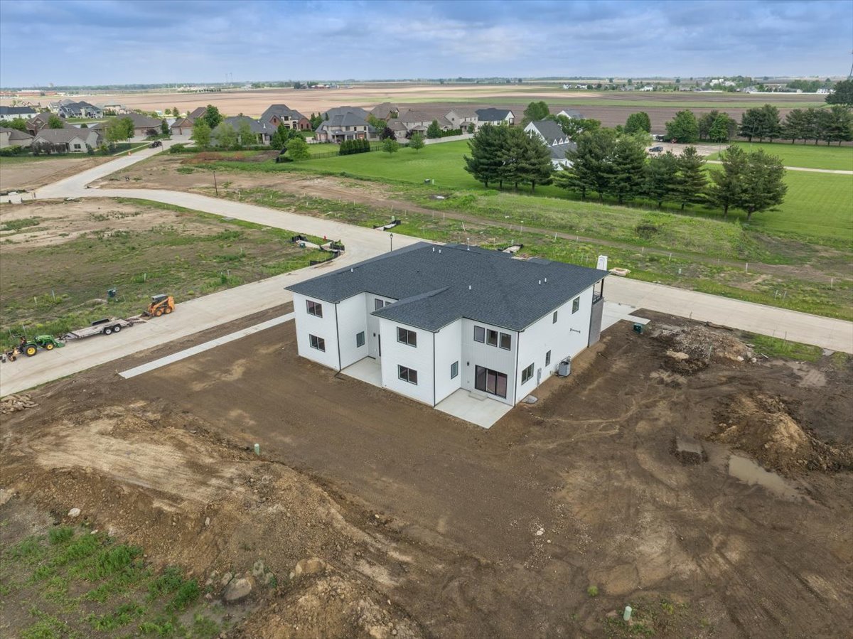 Photo 62 of 64 of 385 Larkspur Lane townhome