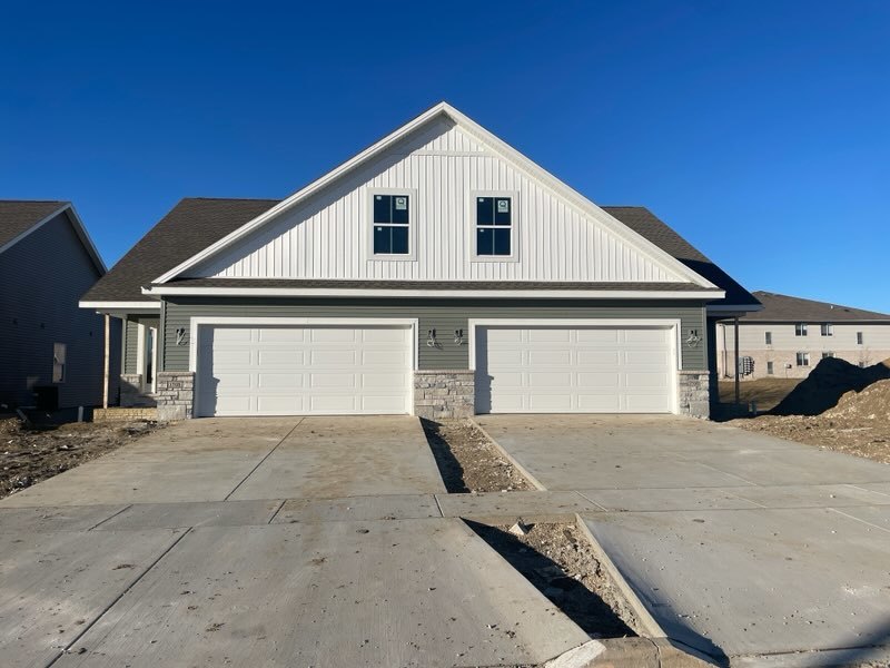 Photo 1 of 12 of 1708 Millstone Drive townhome