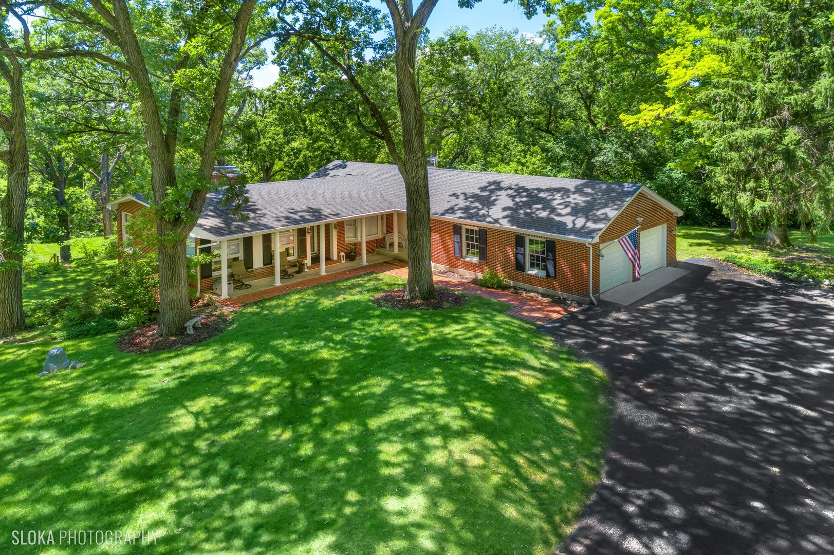 Photo 1 of 42 of 612 Onondaga Drive house