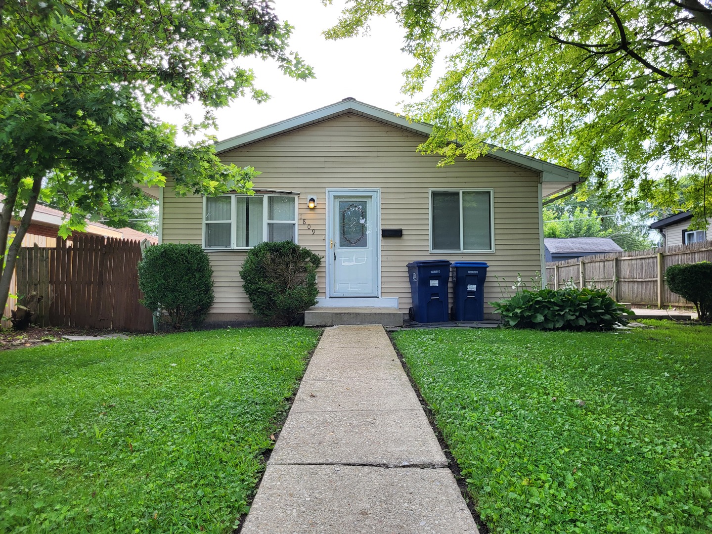 Photo 29 of 29 of 1809 Elizabeth Avenue house