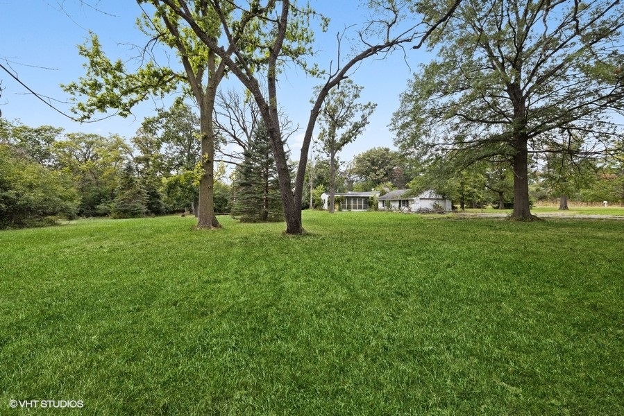 Photo 15 of 17 of 115 Oak Brook Road house