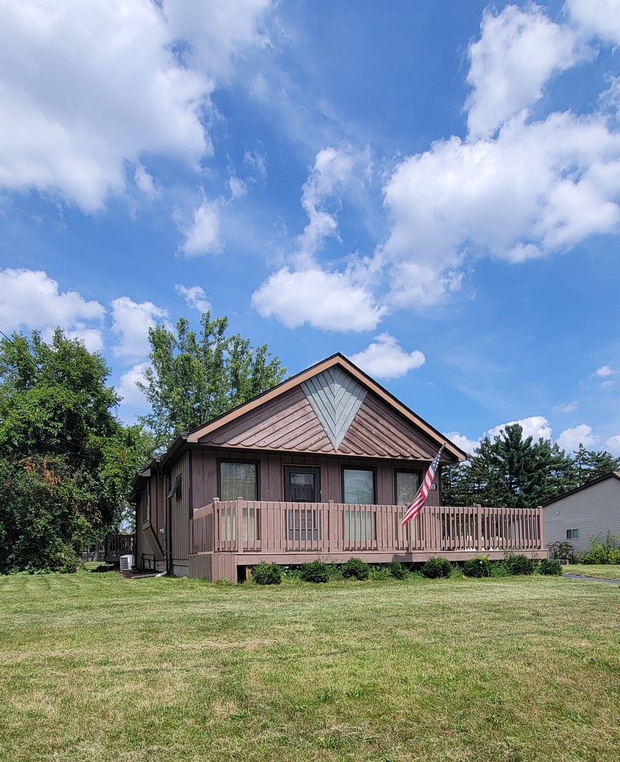 Photo 1 of 18 of 5028 157th Street house