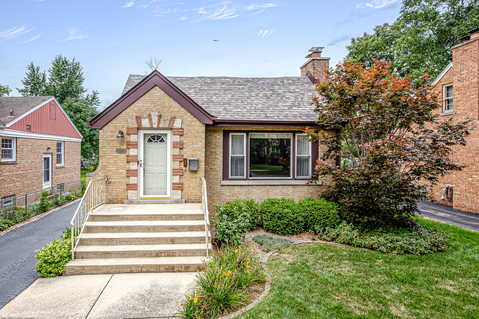 Photo 1 of 24 of 9136 Sproat Avenue house