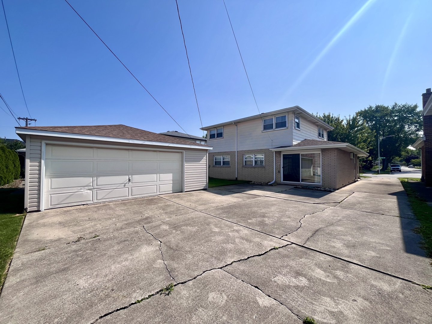 Photo 18 of 22 of 10220 S Kenton Avenue house