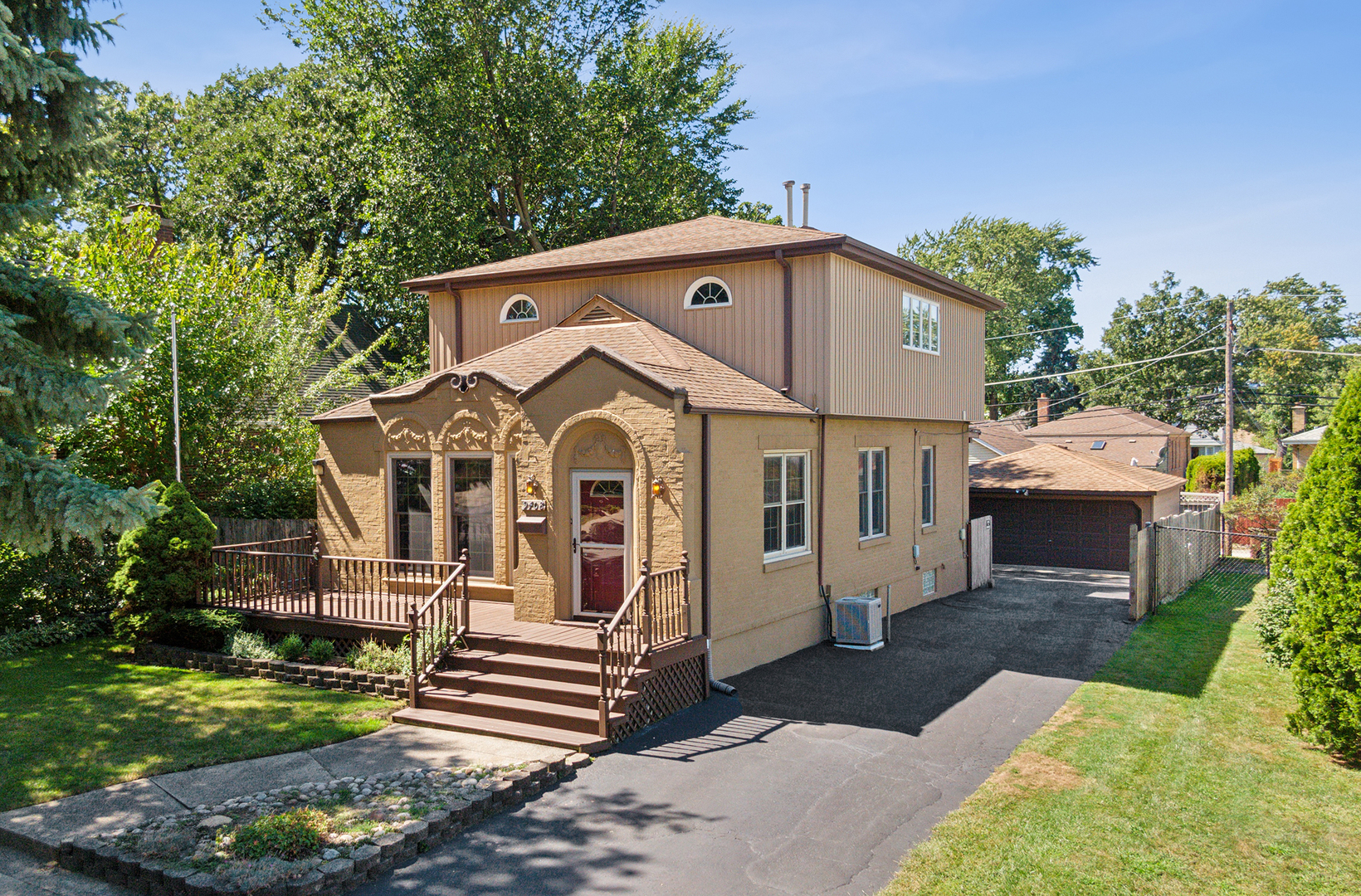 Photo 1 of 40 of 9408 S 51st Avenue house