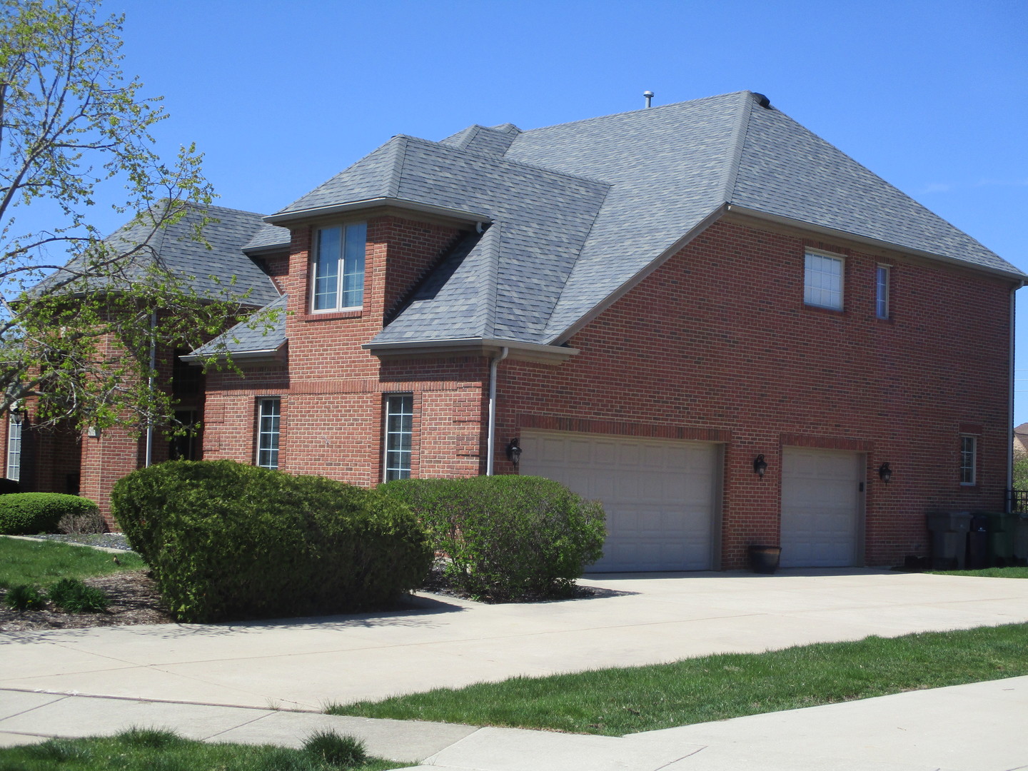 Photo 3 of 40 of 8050 Koehler Drive house