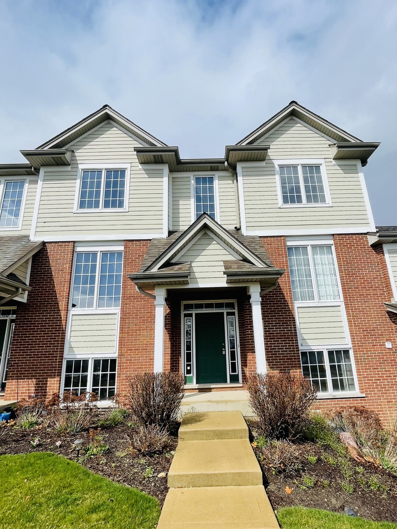 Photo 1 of 19 of 15753 Scotsglen Road townhome