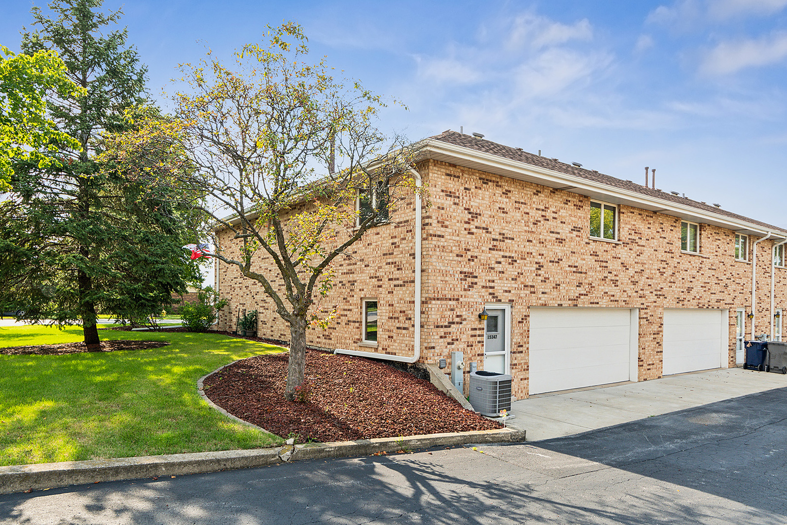 Photo 20 of 21 of 15347 S 73rd Avenue 28 townhome