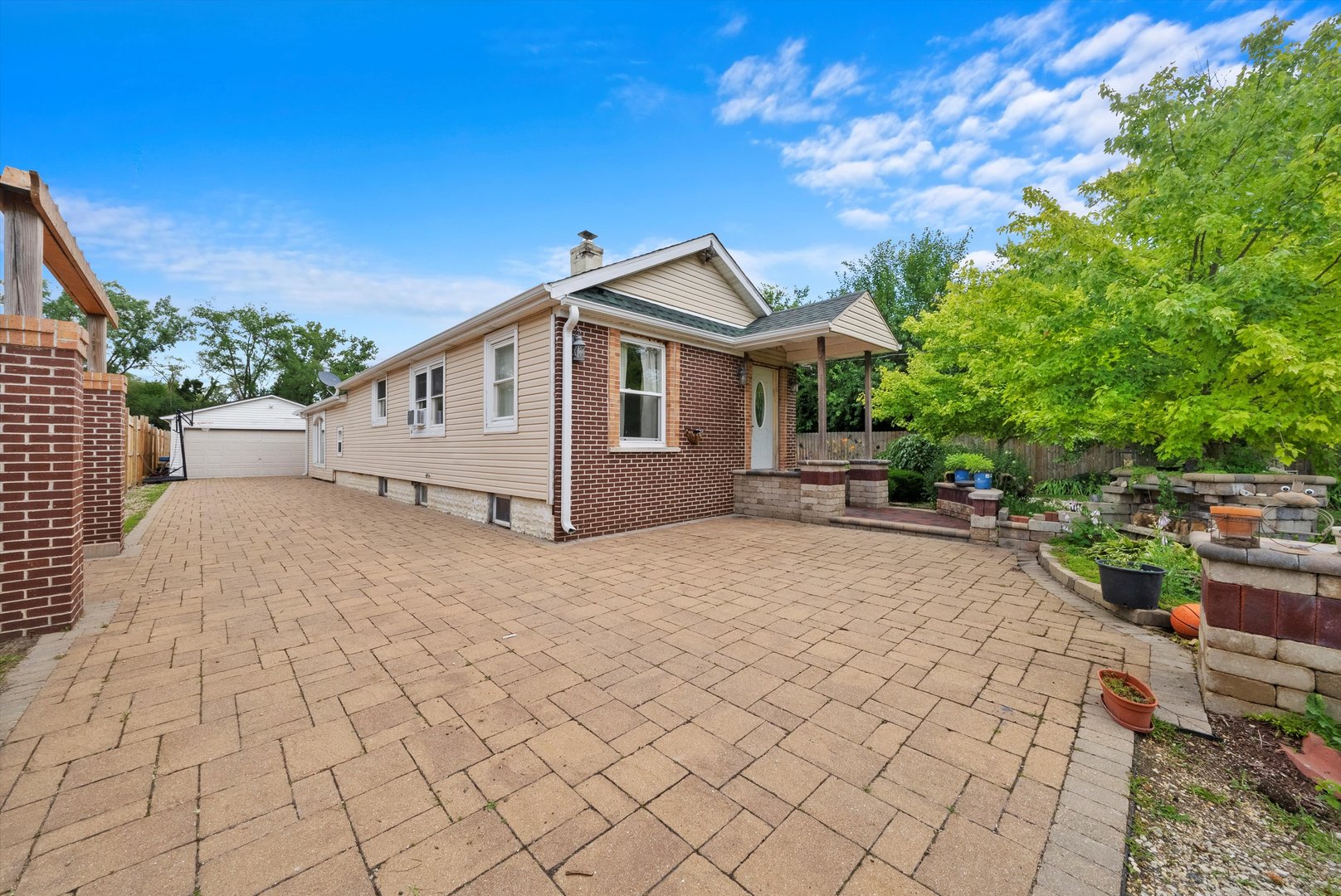 Photo 1 of 33 of 54 Baseline Road house