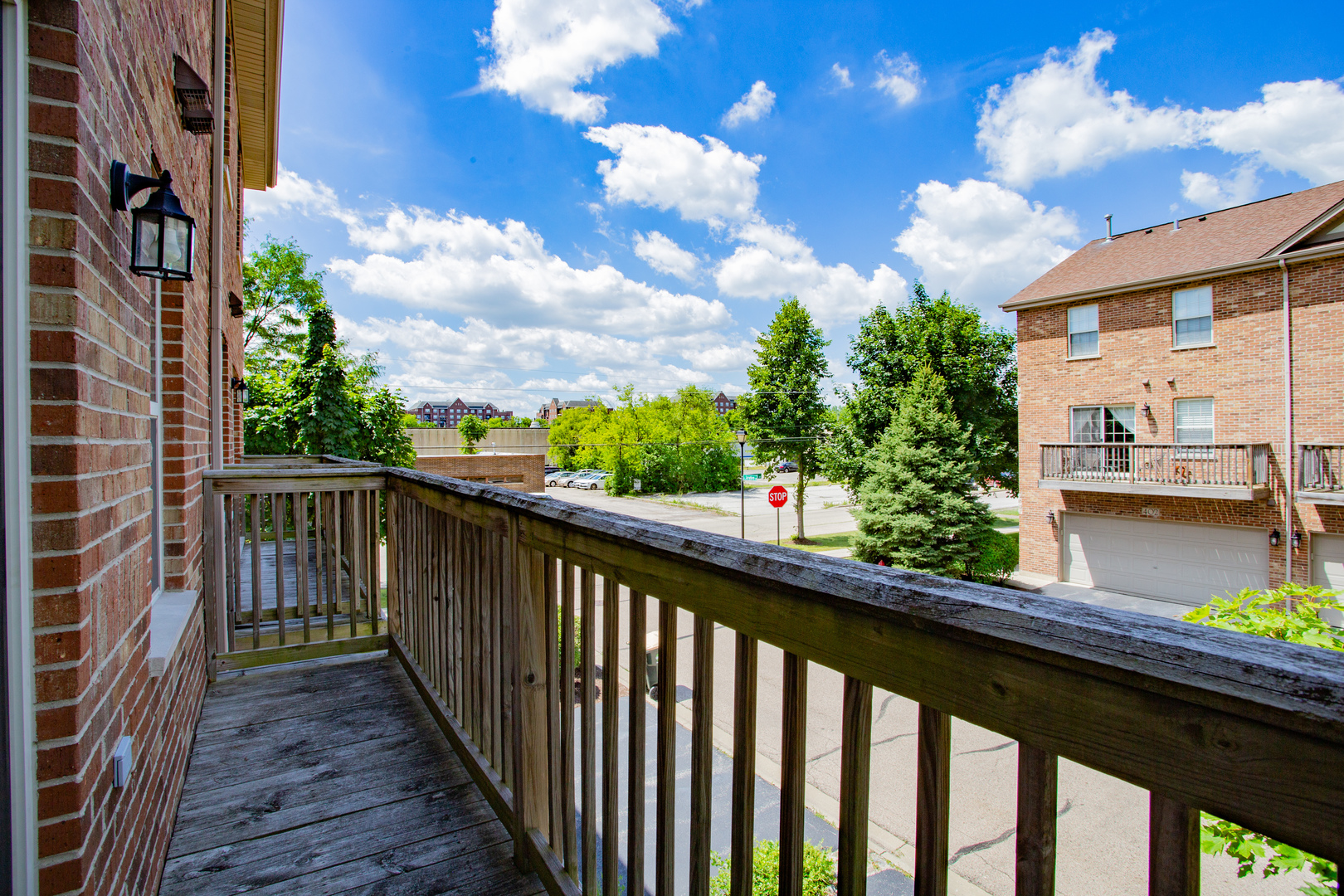 Photo 16 of 38 of 404 N Eric Drive townhome