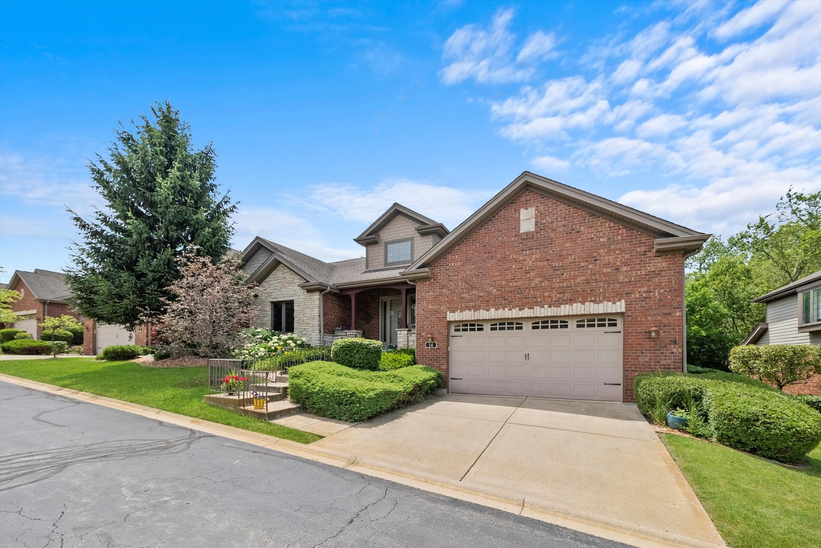 Photo 3 of 46 of 14 Turnberry Drive townhome