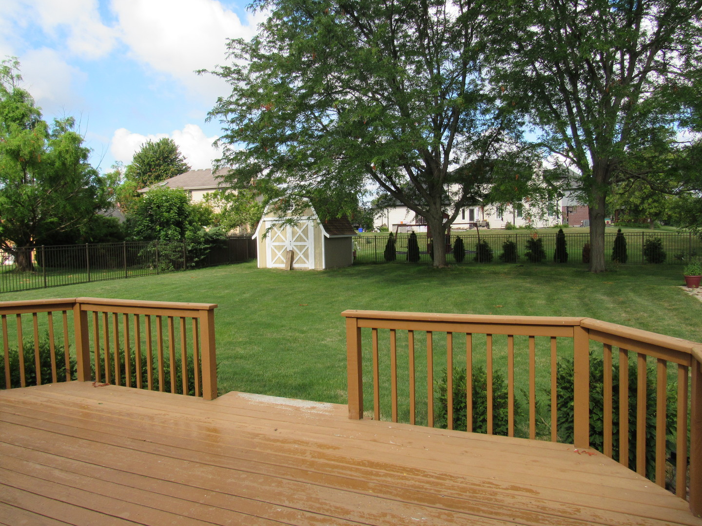 Photo 6 of 19 of 12900 S 104TH Avenue house