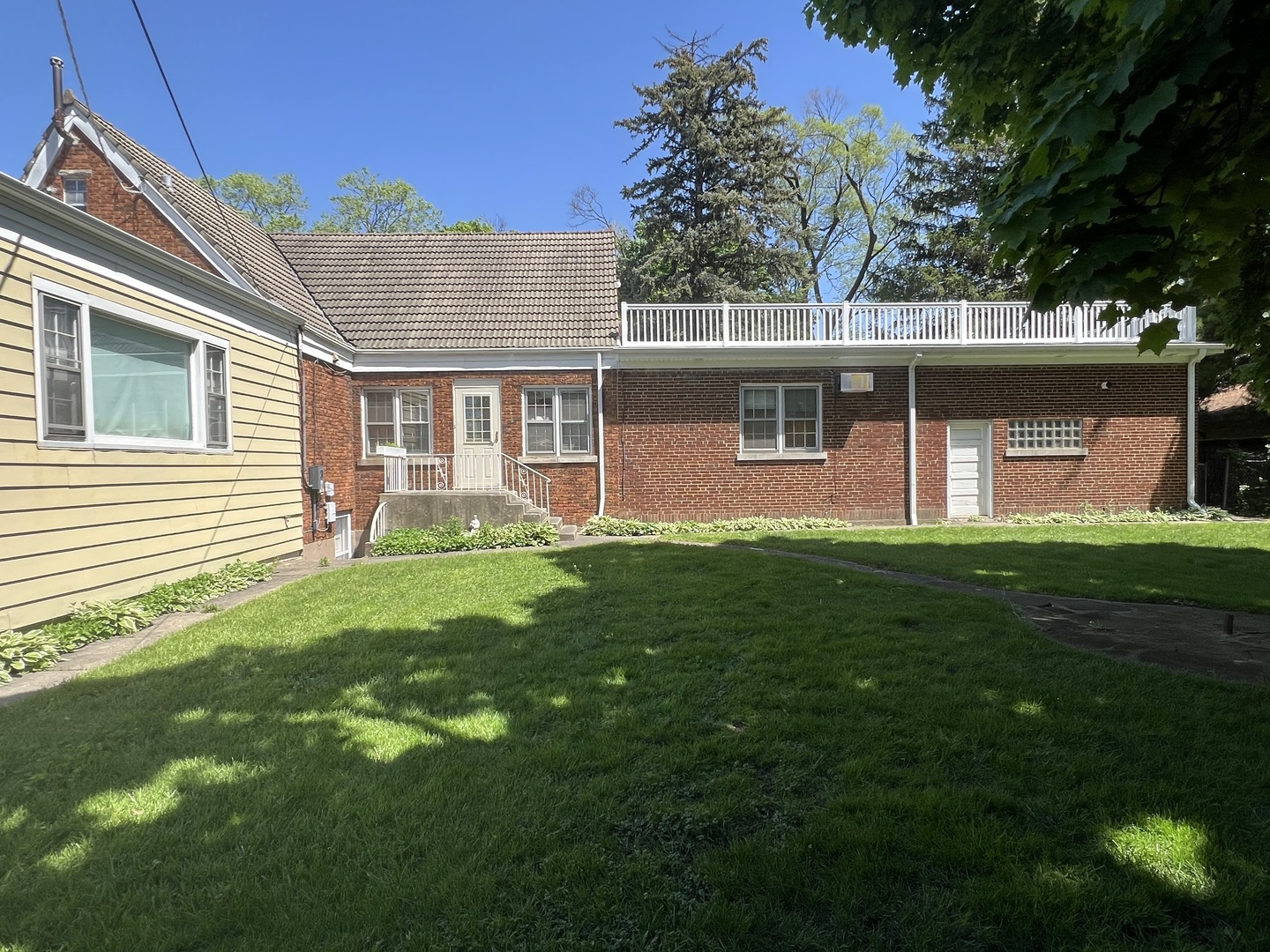 Photo 4 of 21 of 1504 S Crescent Avenue house