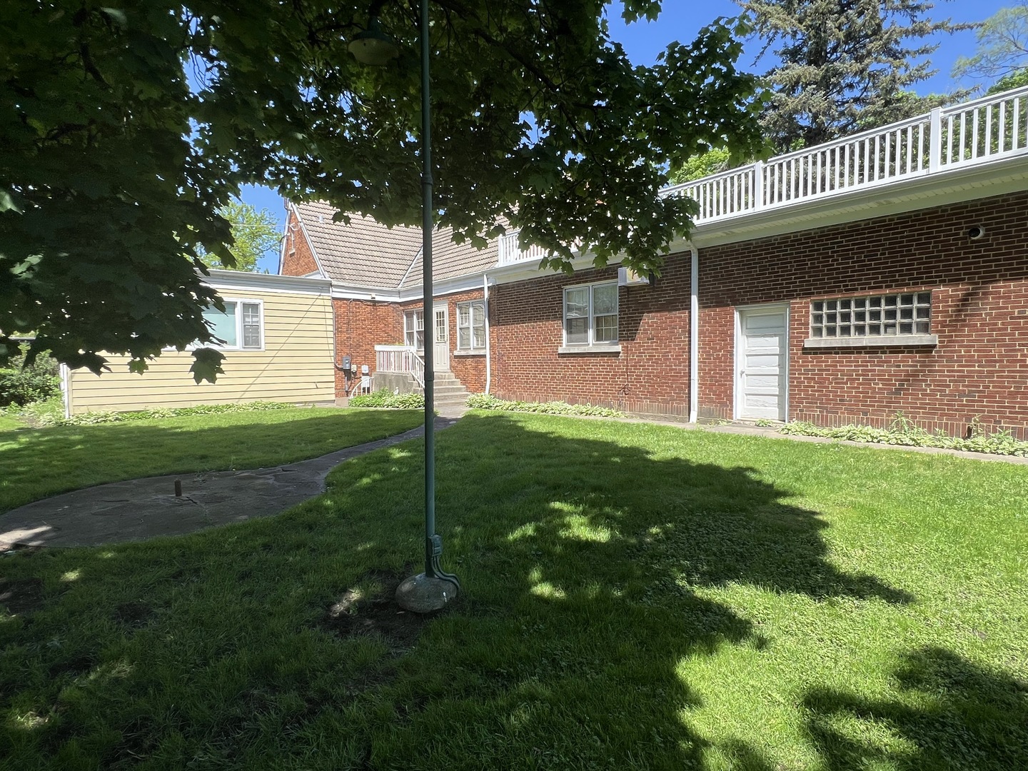 Photo 6 of 21 of 1504 S Crescent Avenue house