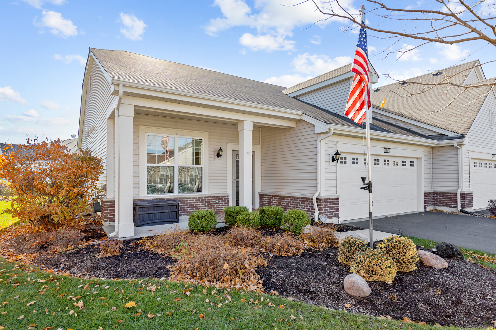 Photo 1 of 16 of 1617 Kelley Lane townhome