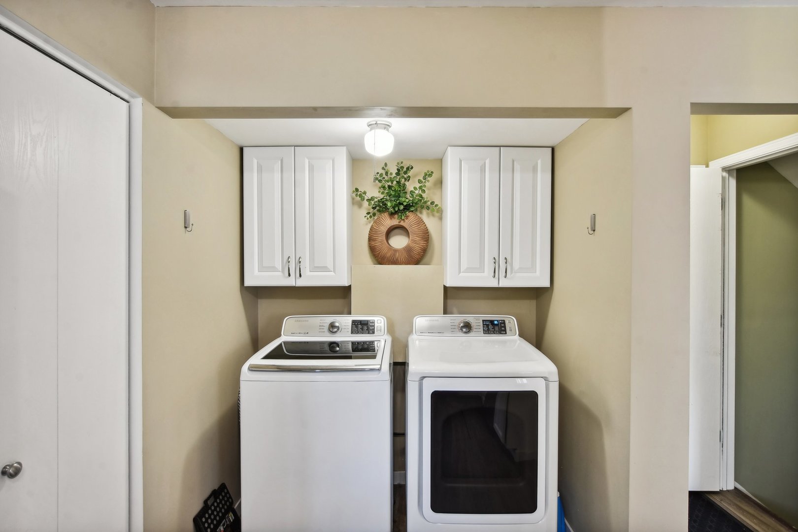 Photo 8 of 23 of 2303 Carpenter Avenue townhome